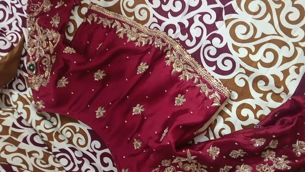 شادی کا لہنگا 8