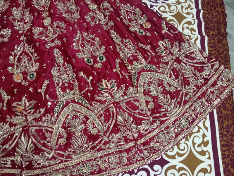شادی کا لہنگا 16