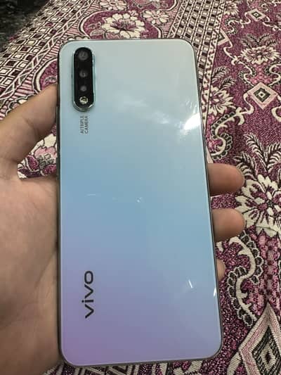 Vivo S1