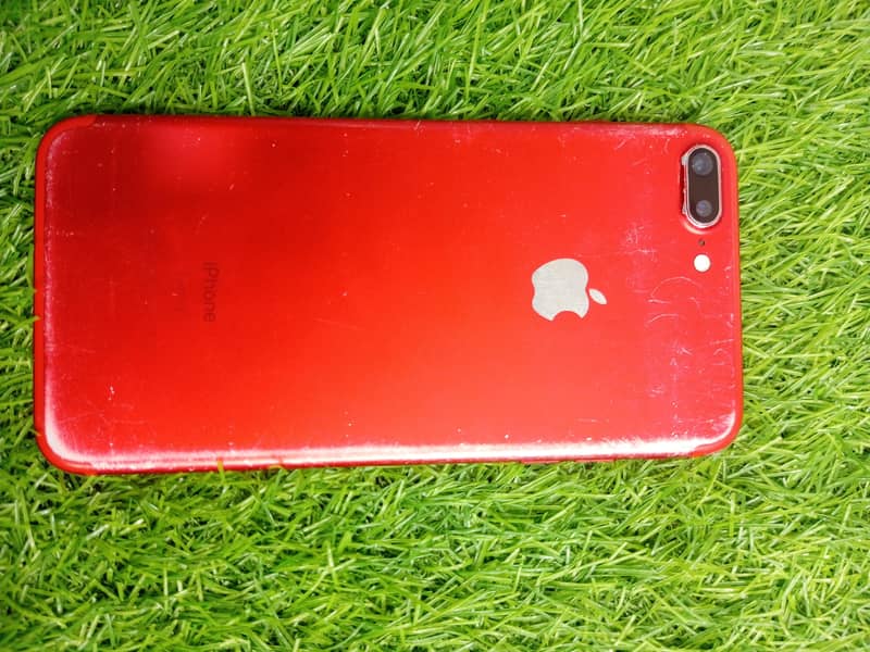 Apple iPhone 7 Plus 1