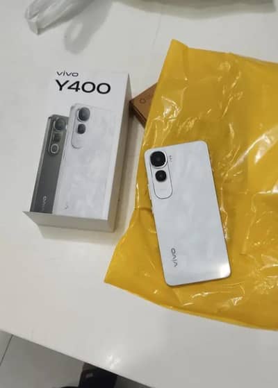 Vivo Y400