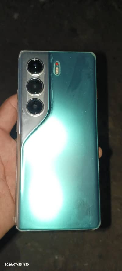 Tecno CAMON 40 Pro
