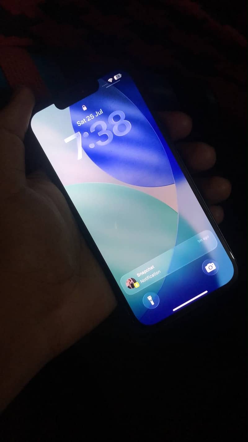 Apple iPhone 13 2