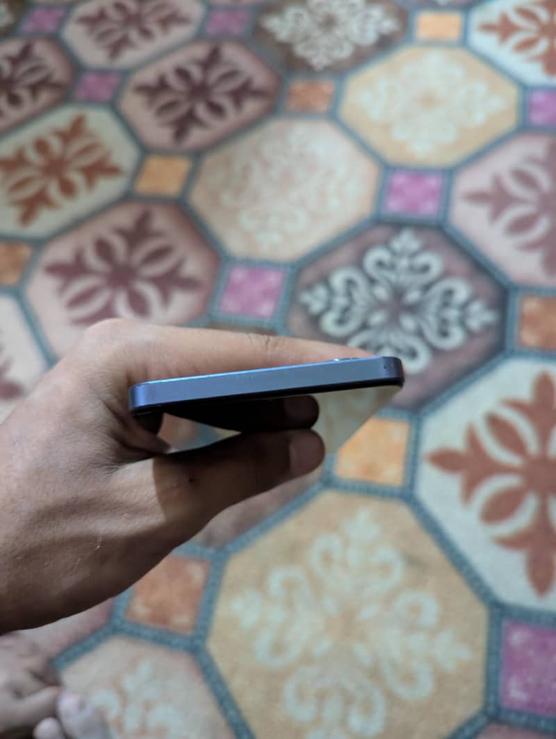 Realme Note 60 1