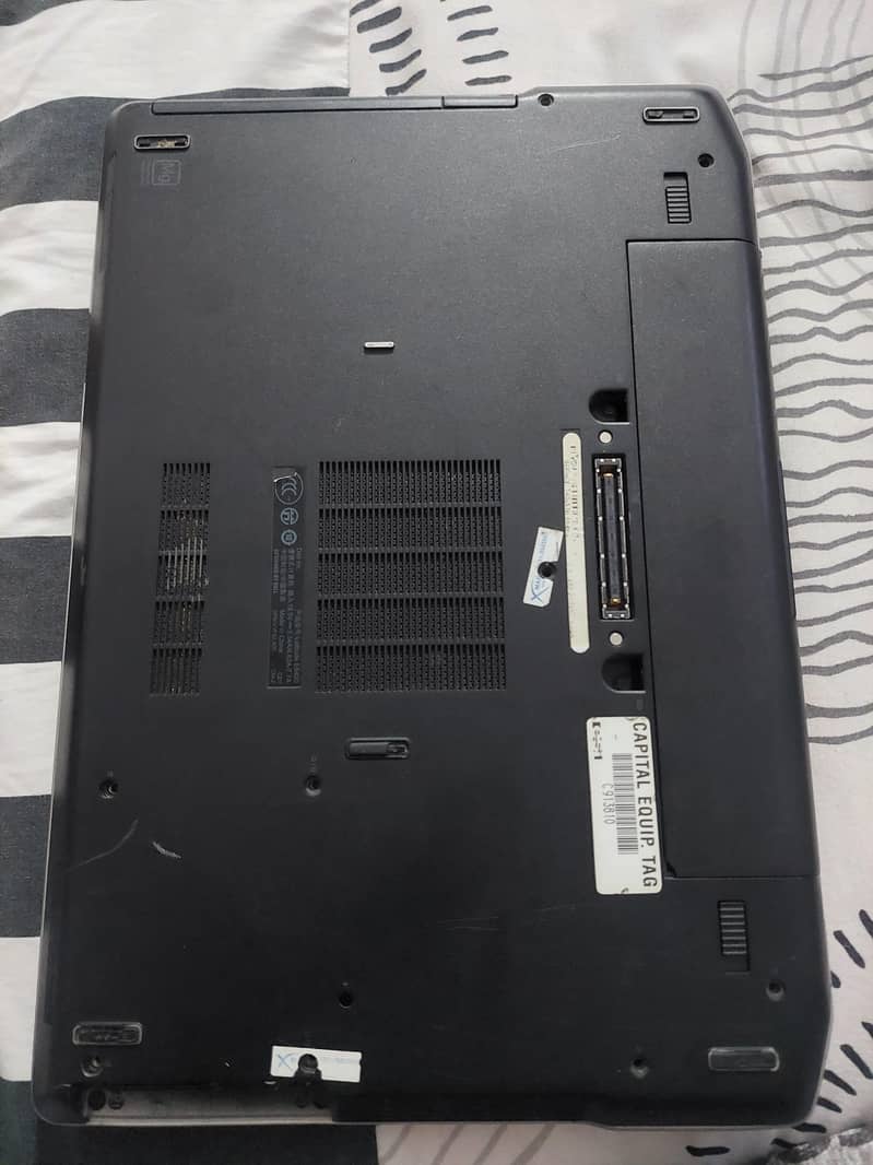 Dell Latitude E6420. 2