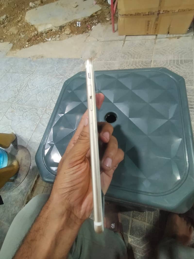 Apple iPhone 6S Plus 3