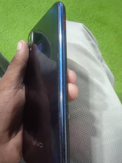 Vivo 1906