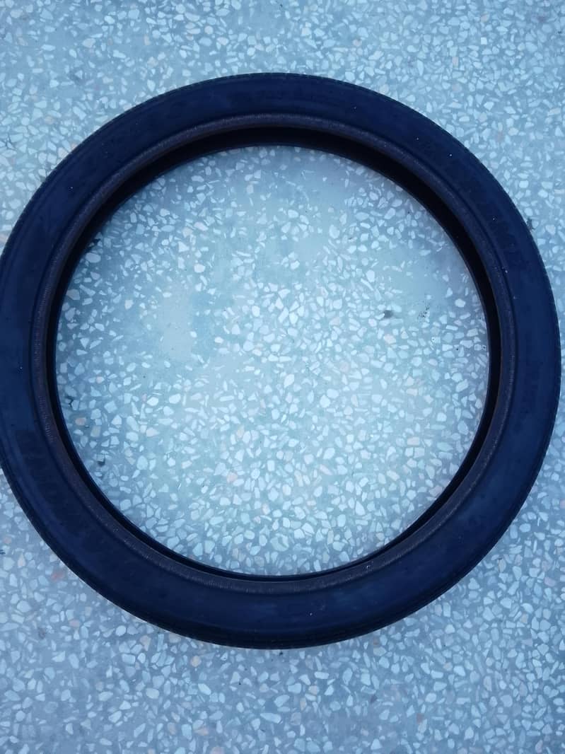 tyre       . 1