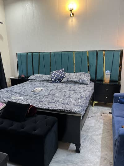 King size bed set