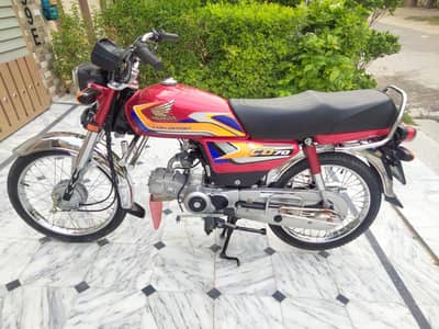 Honda CD 70 (2025 Model)