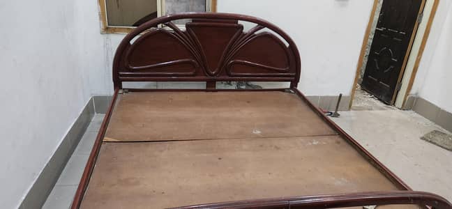 orignal wood bed