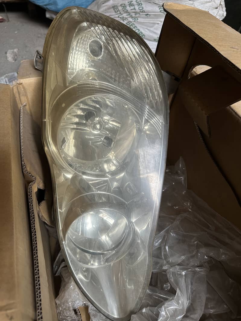 Passenger Side headlight 1
