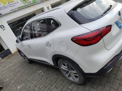 MG HS 2021
