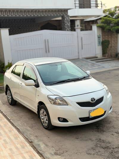 Toyota Belta 2012 in good condition registered in Lahore