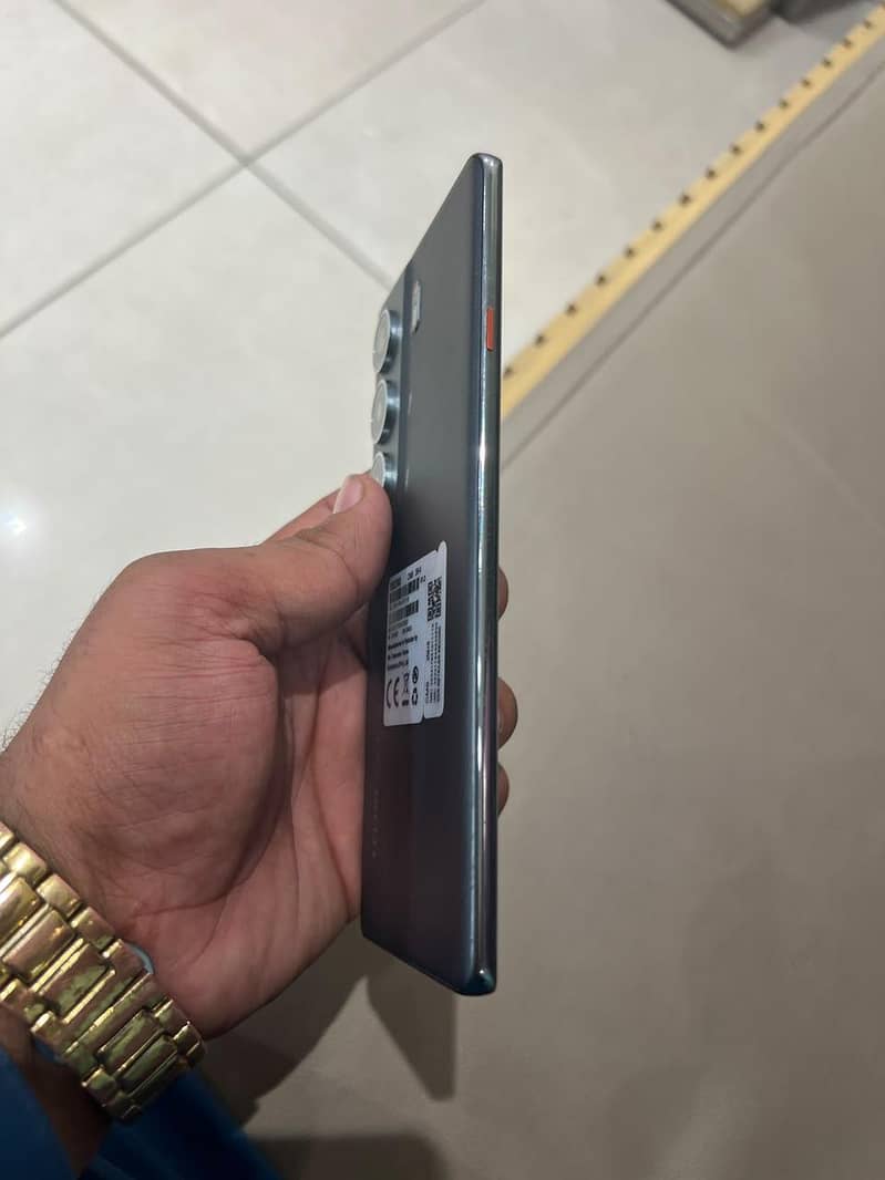 Tecno CAMON 40 Pro 3