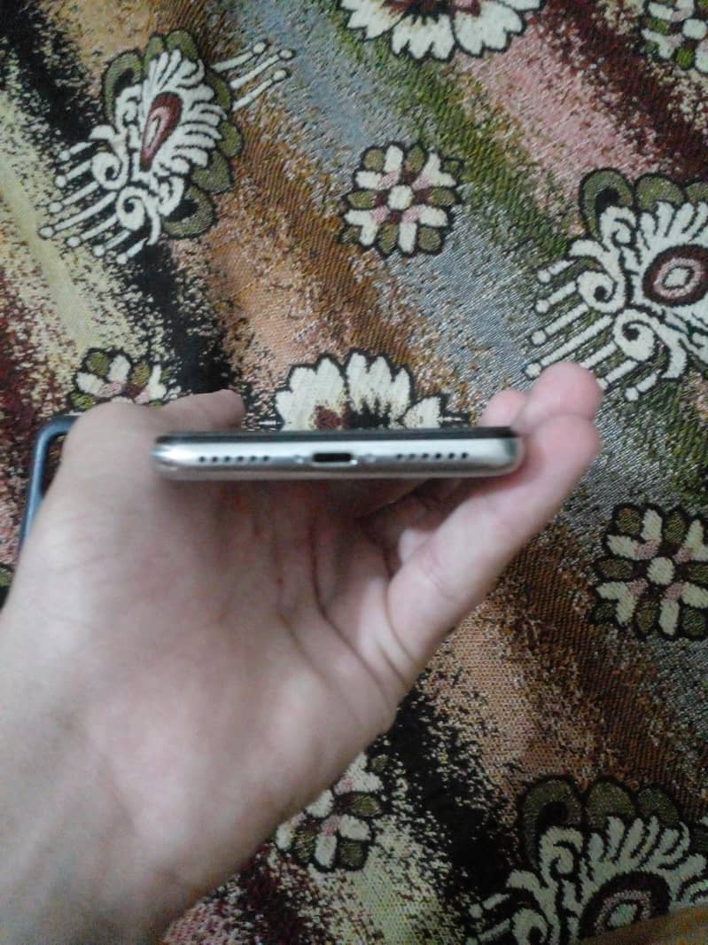 Apple iPhone X 2