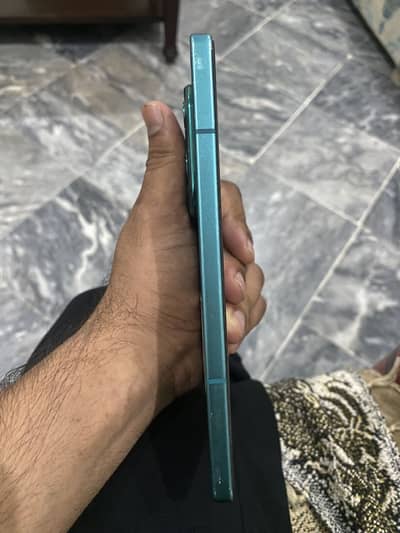 Total lush condition box charger available only few months used
