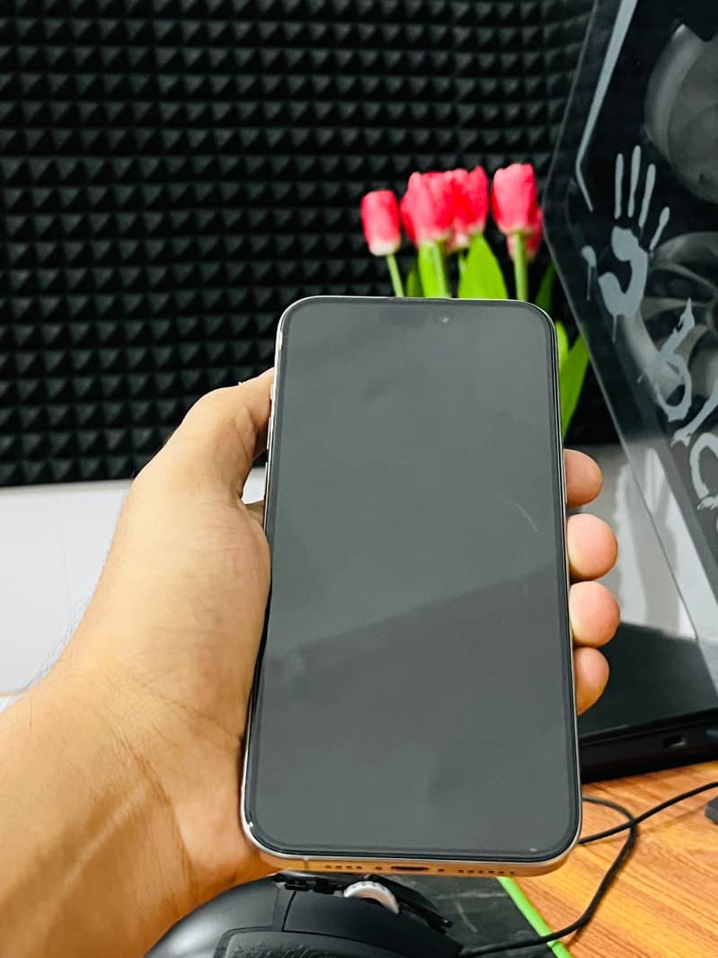 iPhone 15 pro max 5