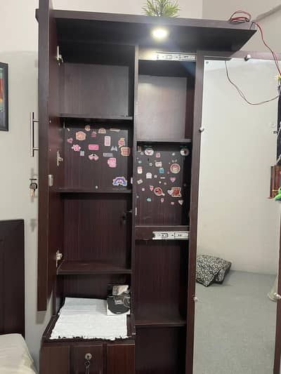 Sliding door Dressing table