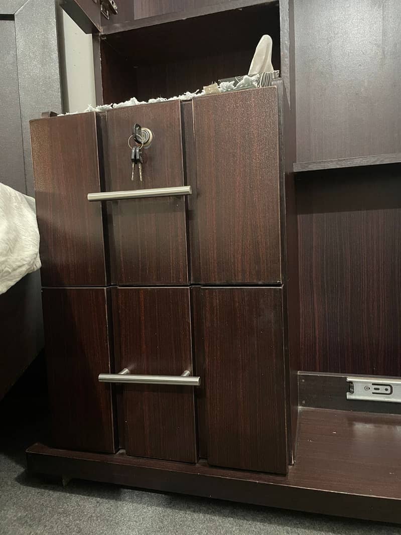 Sliding door Dressing table 5