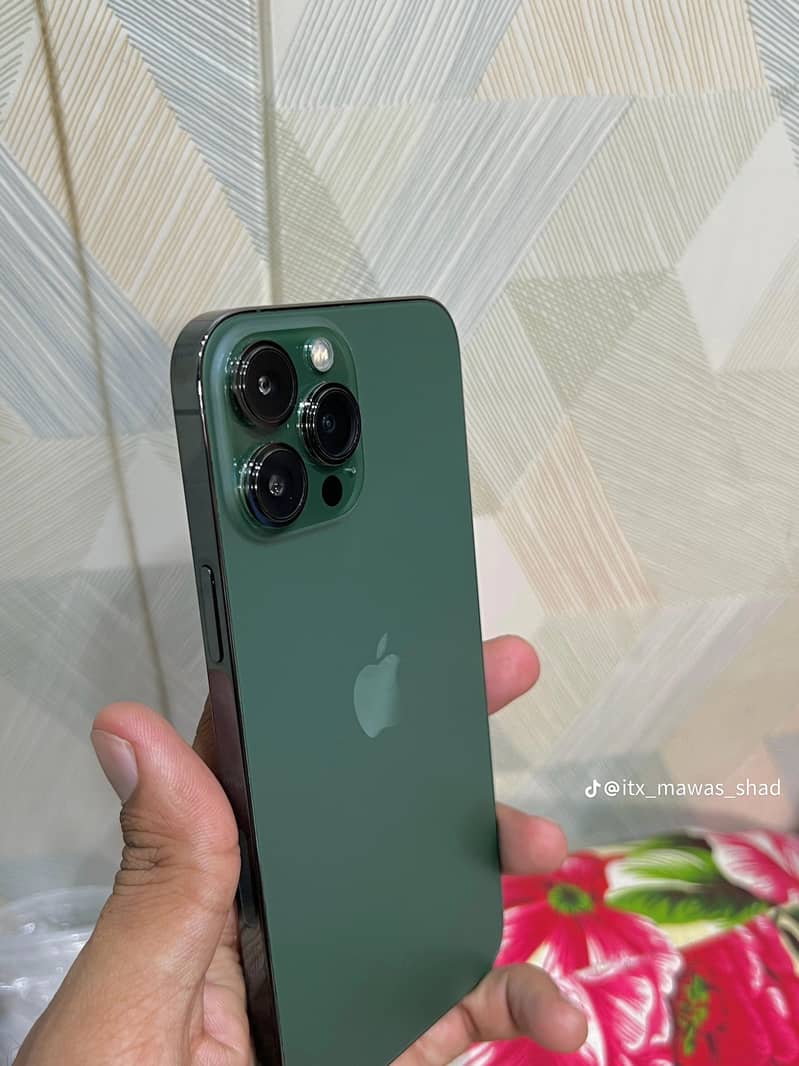 iPhone 0