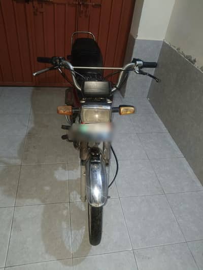 Honda CD-70 Bike Is For Sale.