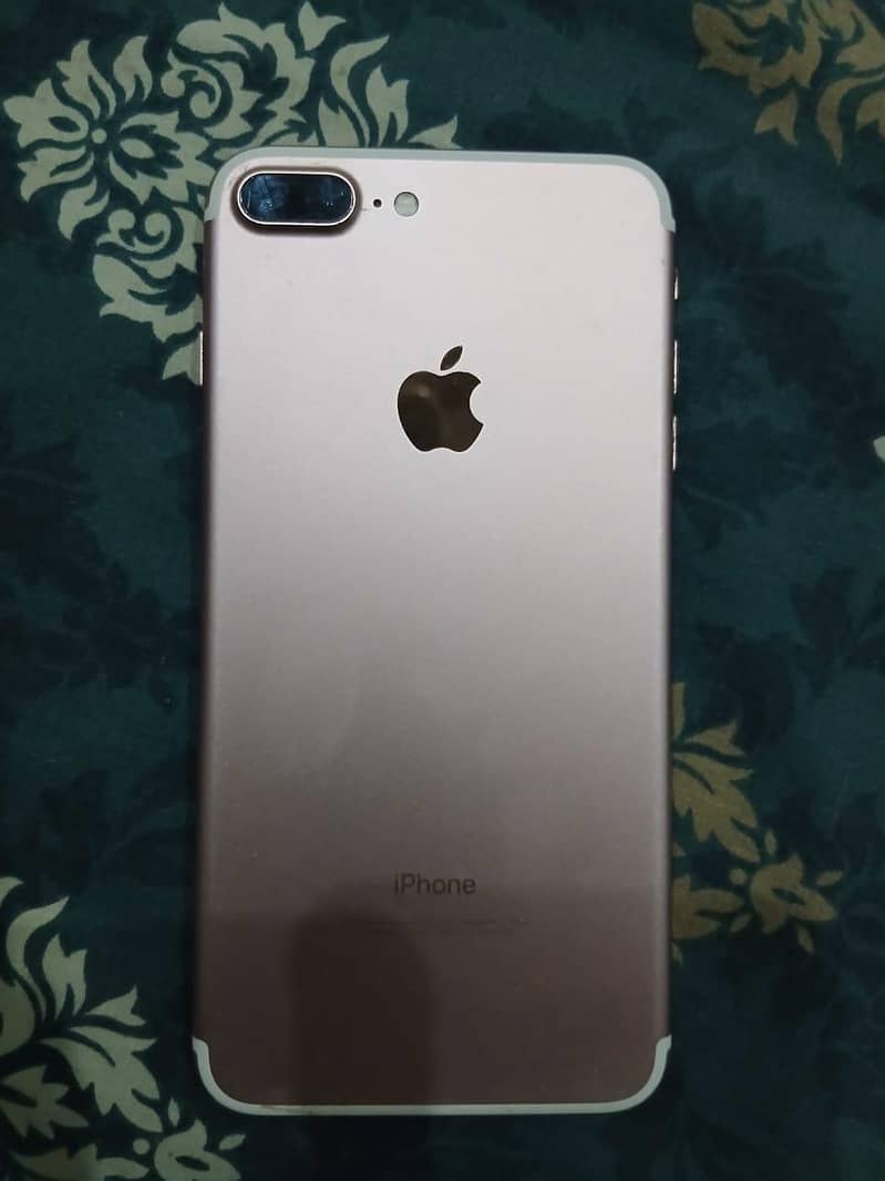 Apple iPhone 7 plus 0