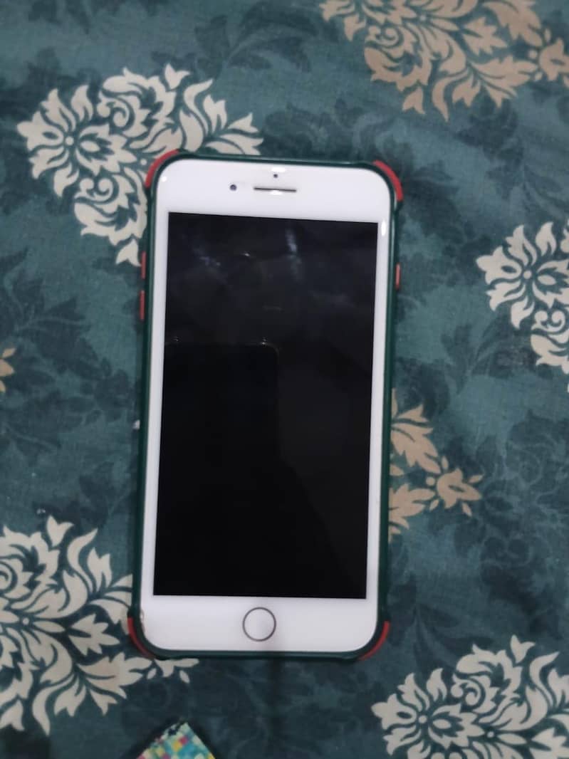 Apple iPhone 7 plus 2