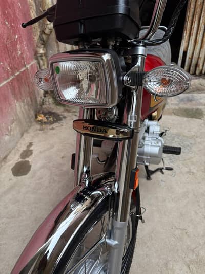 honda CG125s gold 2026