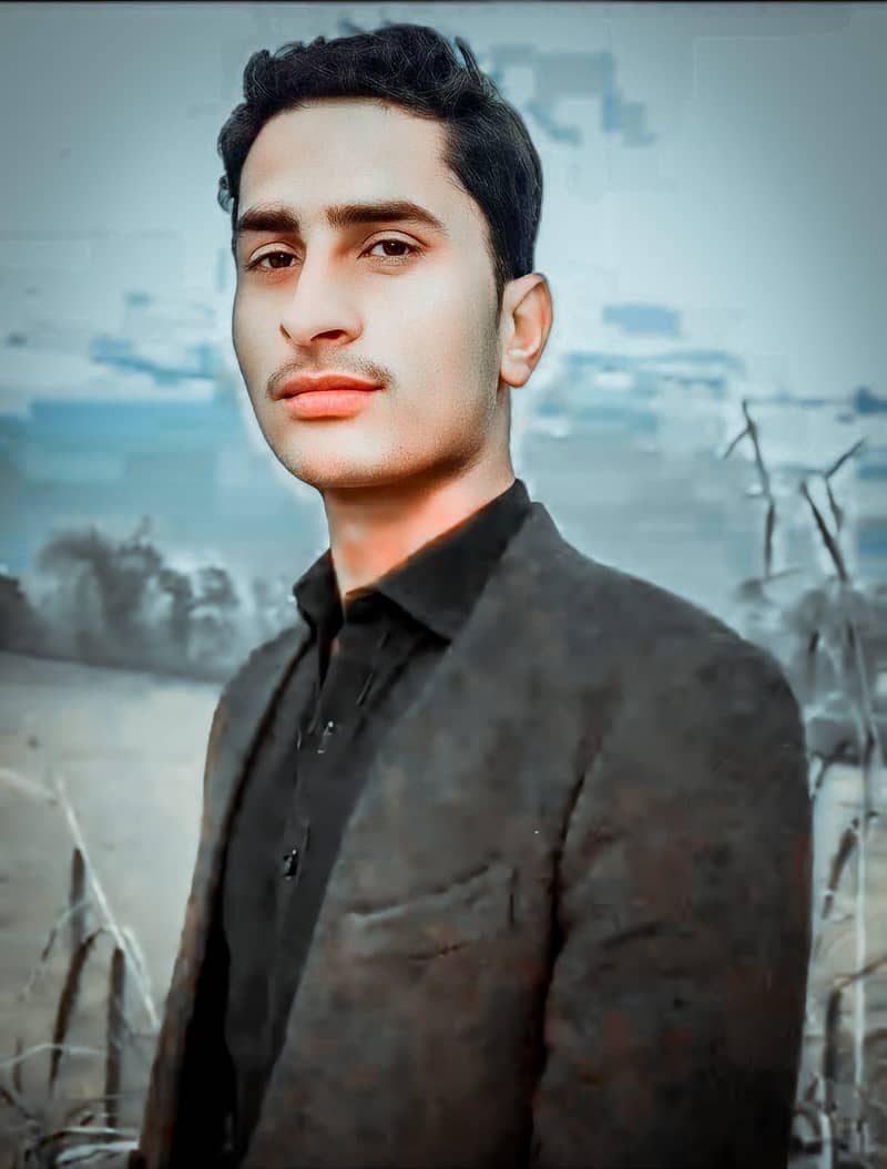 می ڈرایور ھو مجھے جوب چاھے کراچی می 1