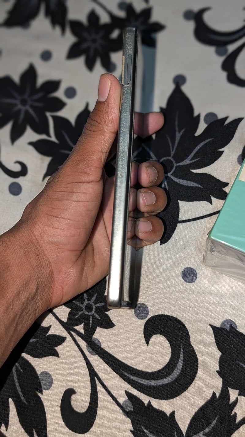 Tecno CAMON 30 4