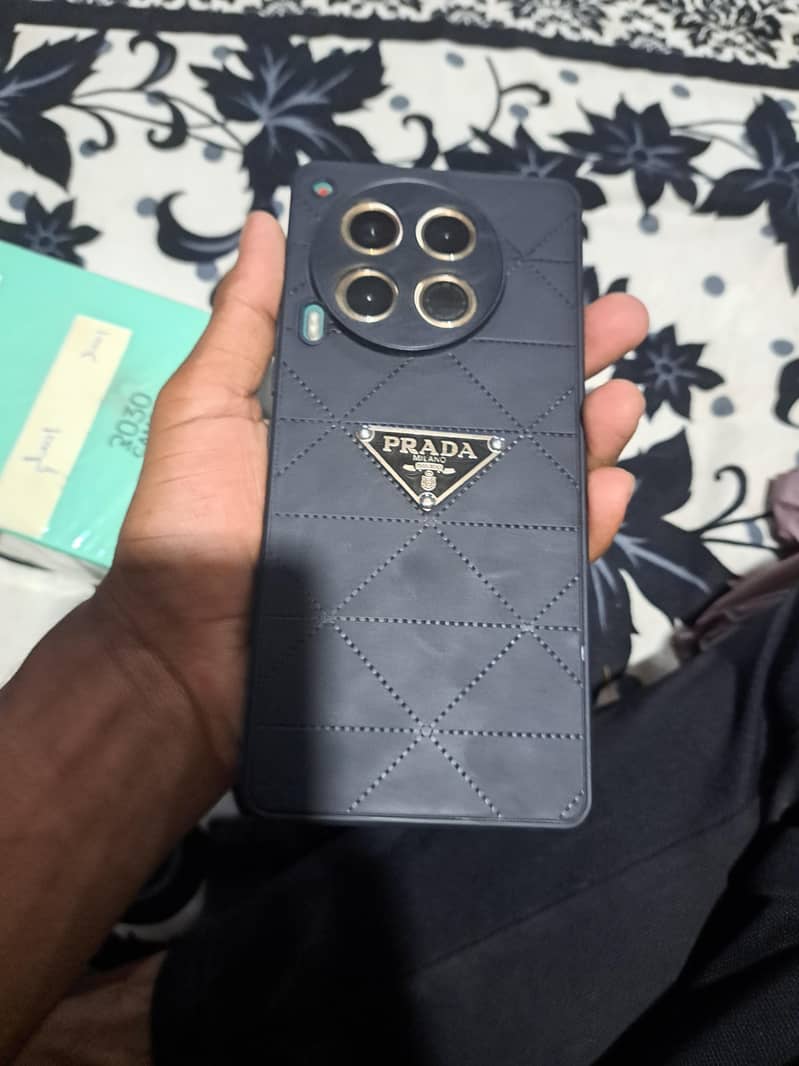 Tecno CAMON 30 6