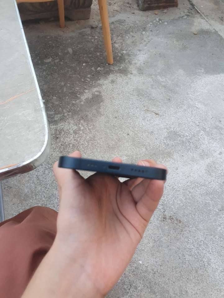 A b c d e f 4