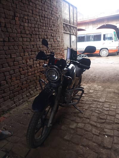 Yamaha ybr g 2023