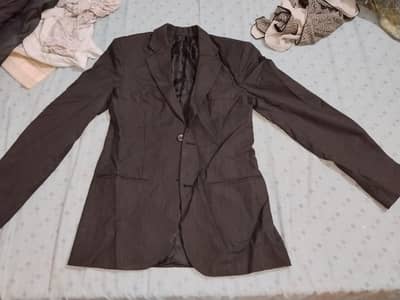 Selling 5 coats good condition