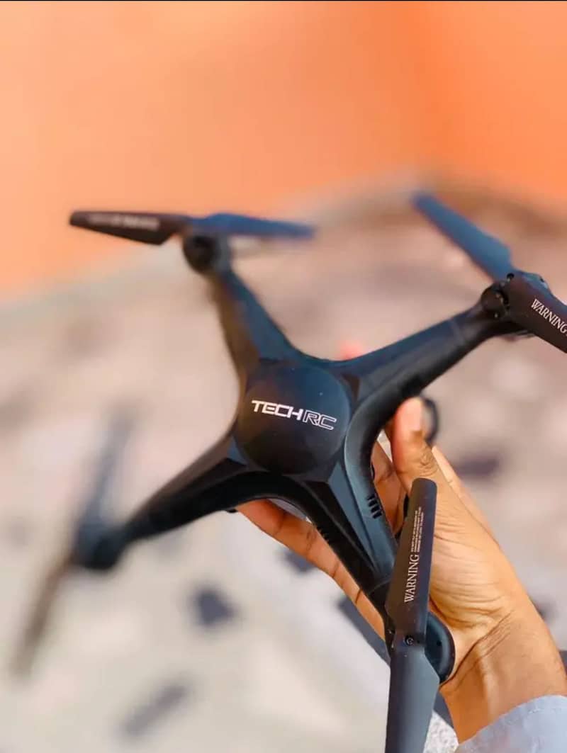 RC quadcopter with camera 2