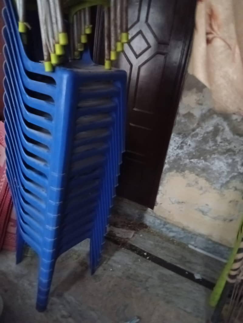 plastic chairs 11