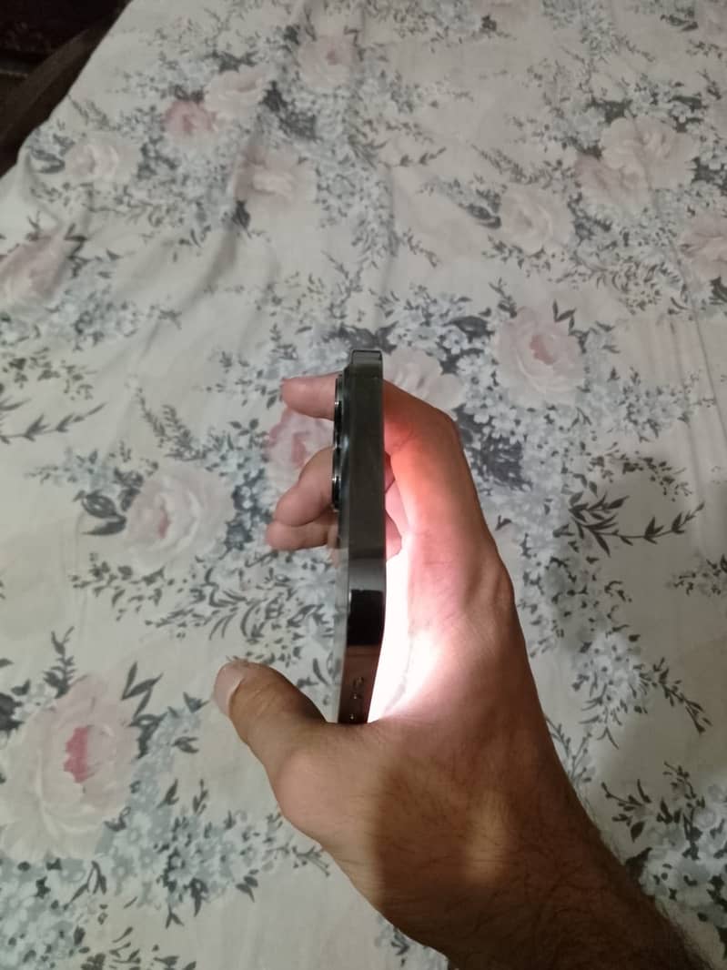 Iphone 13 Pro Max 8