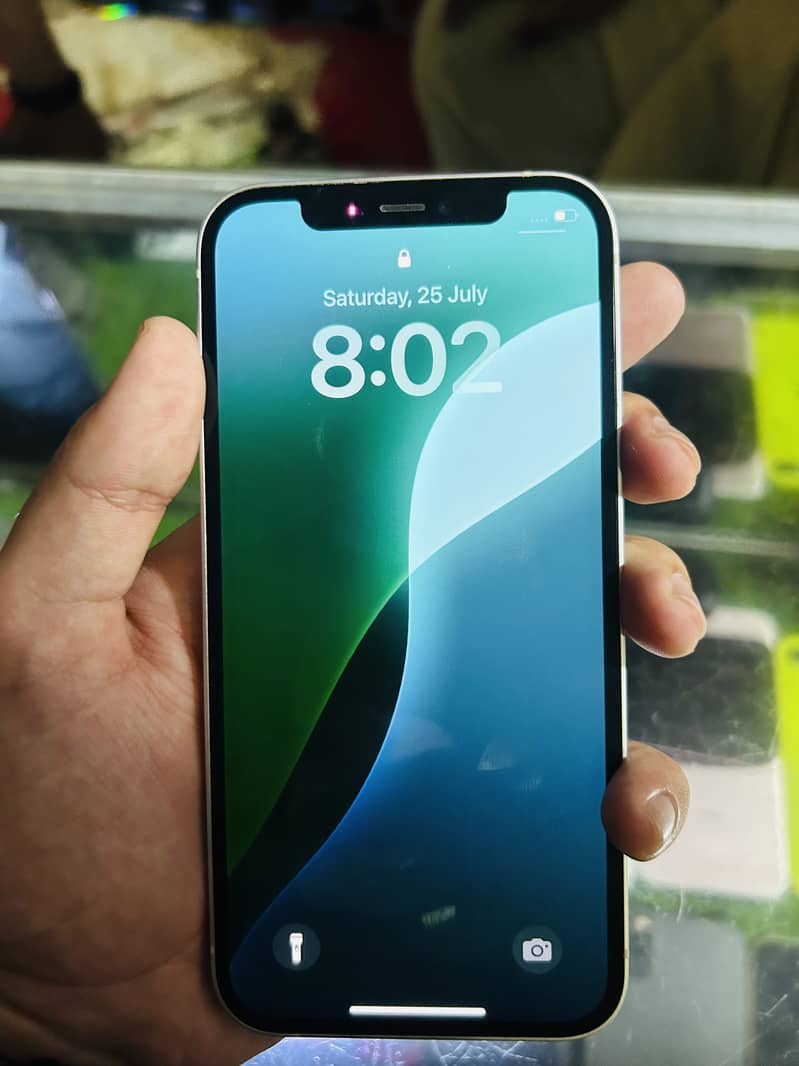 Iphone 12 4