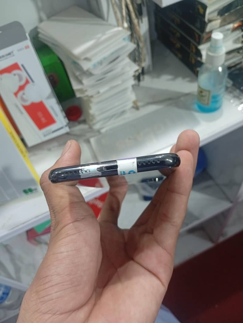 Apple iPhone X 2