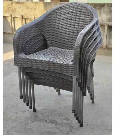6 Chairs