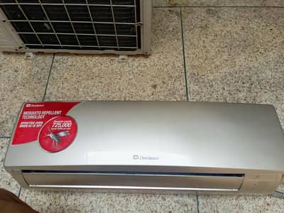 1 ton split ac