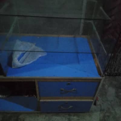 Shop Display Counter for Sale – Ready to Use