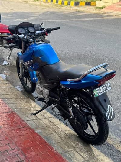 YAMAHA 125 YBR