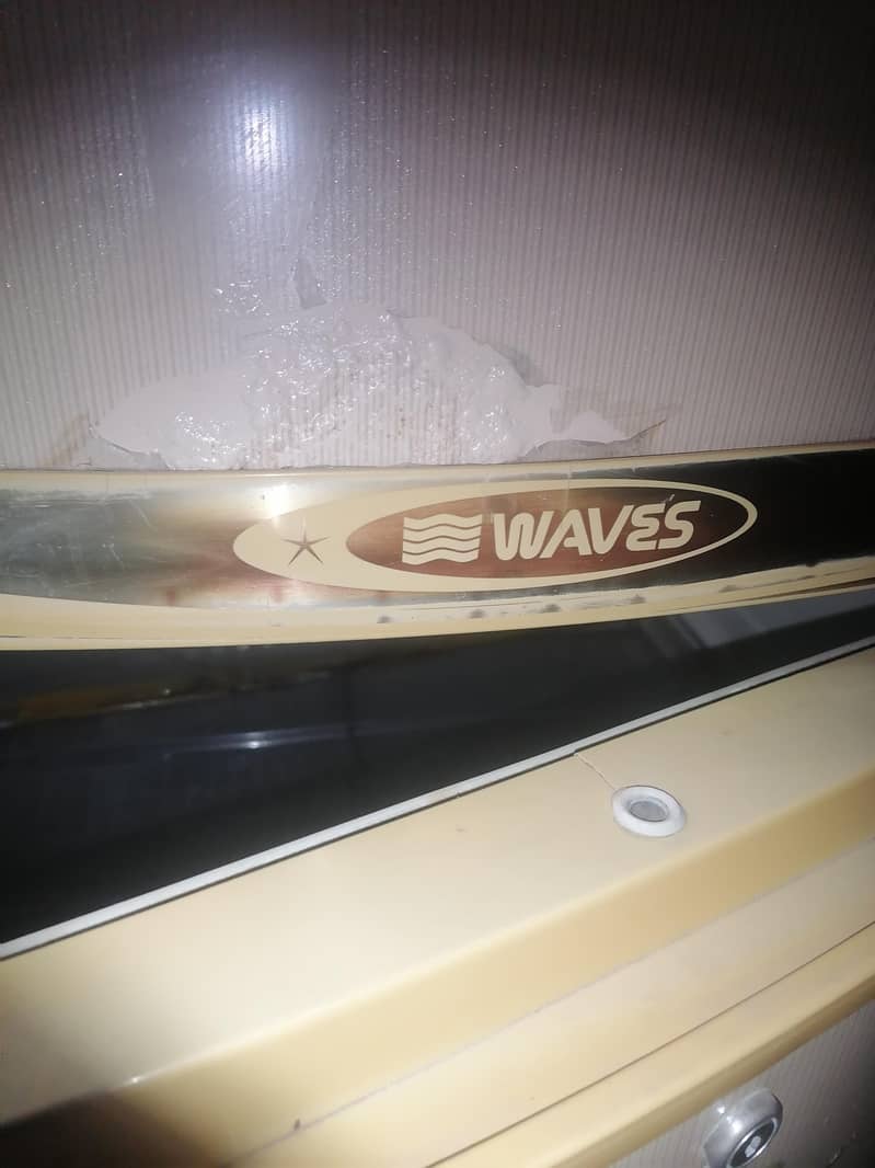 waves 1