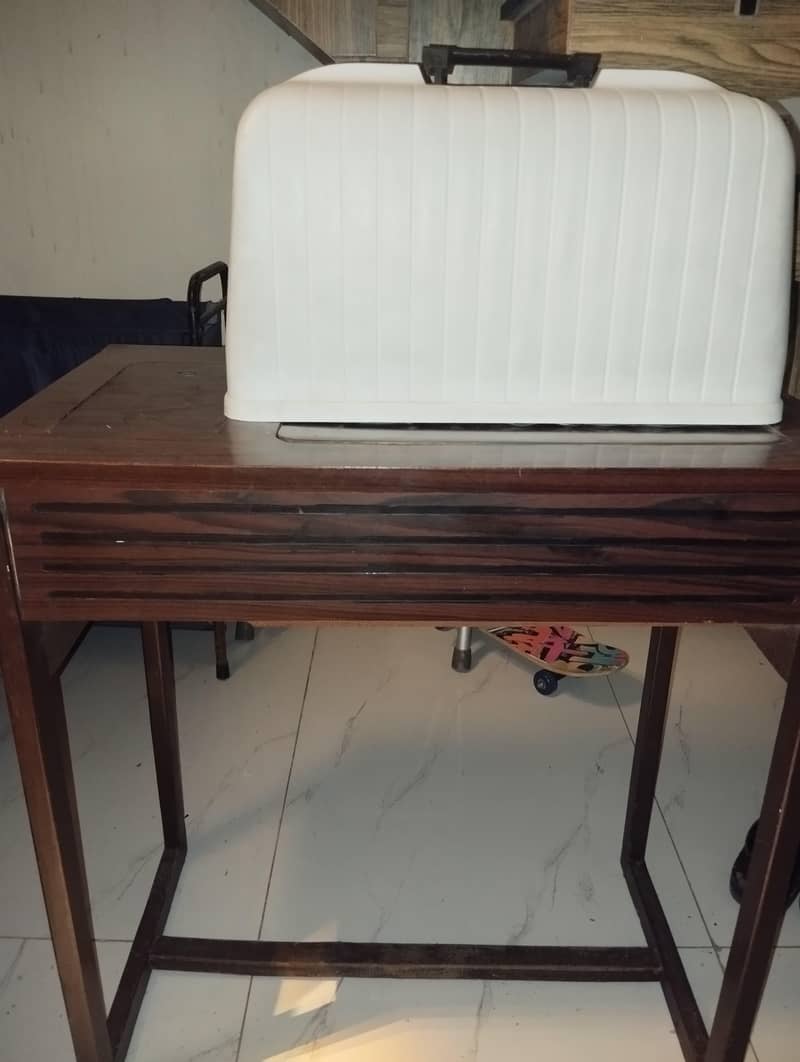 SINGER SEWING MACHINE MODEL 974 3