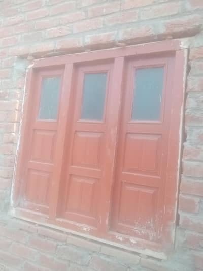 window4*4 hai bilqul saf hai 5000