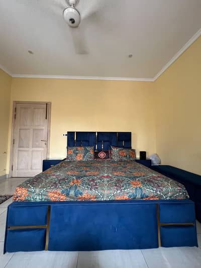 Poshish Bed set