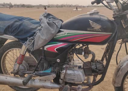 HONDA CD 100