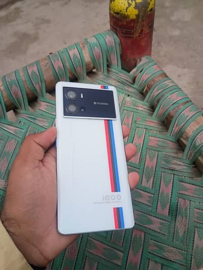 IQOO 9pro 12+12 512 ma hai exchange possible
